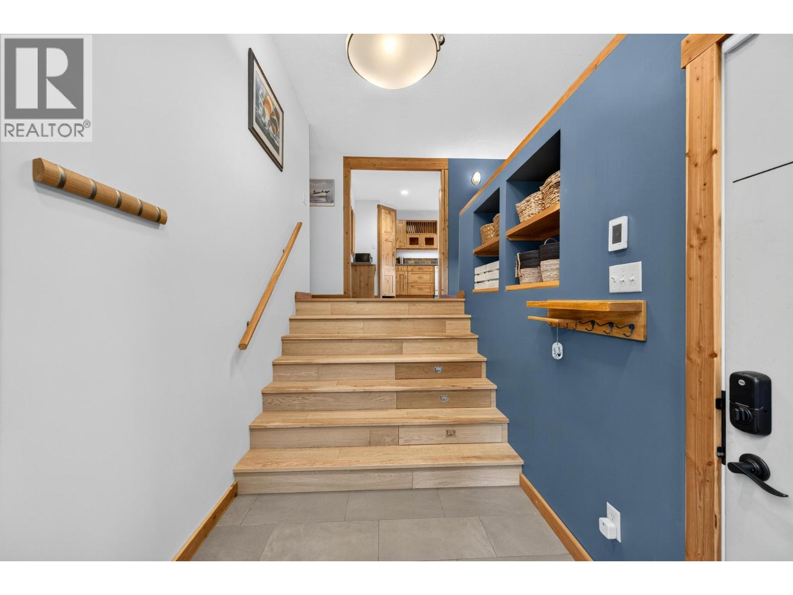 502 10th Street S, Golden, British Columbia  V0A 1H0 - Photo 19 - 10400187