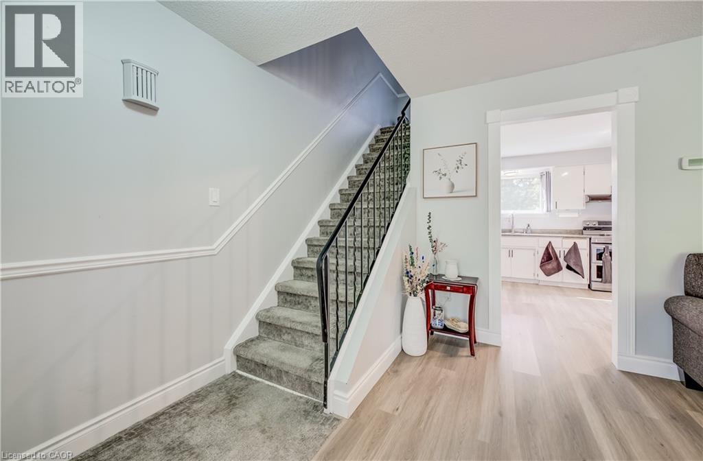 7 Vintage Crescent, Kitchener, Ontario N2P 1L1 - Photo 15 - 40863318
