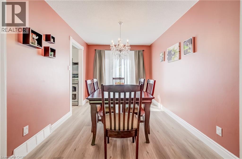 7 Vintage Crescent, Kitchener, Ontario N2P 1L1 - Photo 16 - 40863318