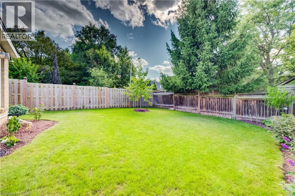 7 Vintage Crescent, Kitchener, Ontario N2P 1L1 - Photo 40 - 40863318