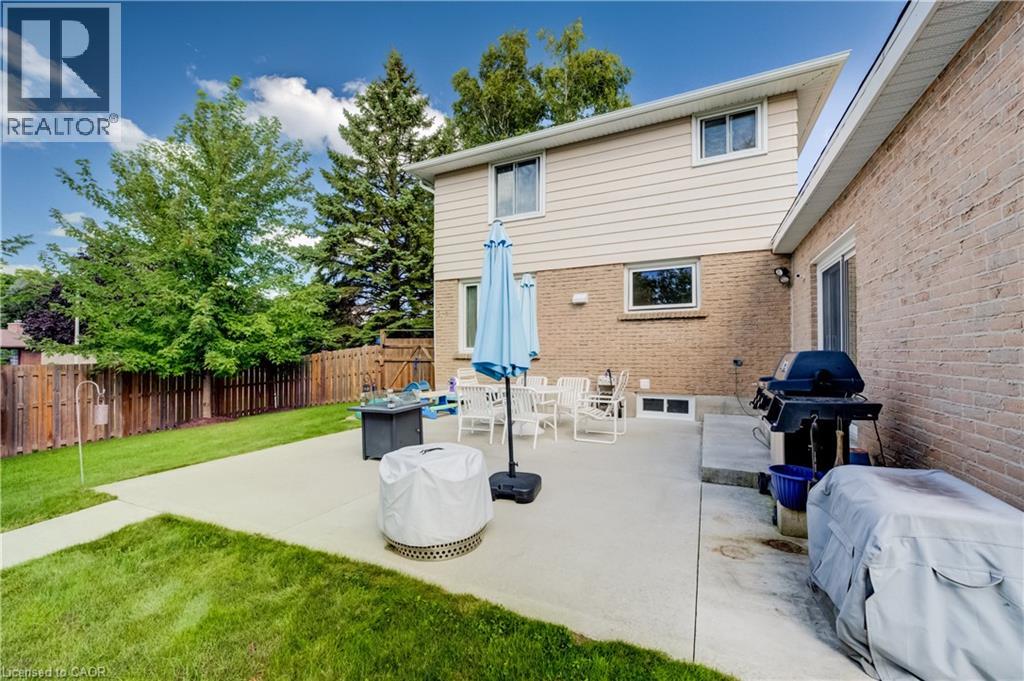 7 Vintage Crescent, Kitchener, Ontario N2P 1L1 - Photo 41 - 40863318