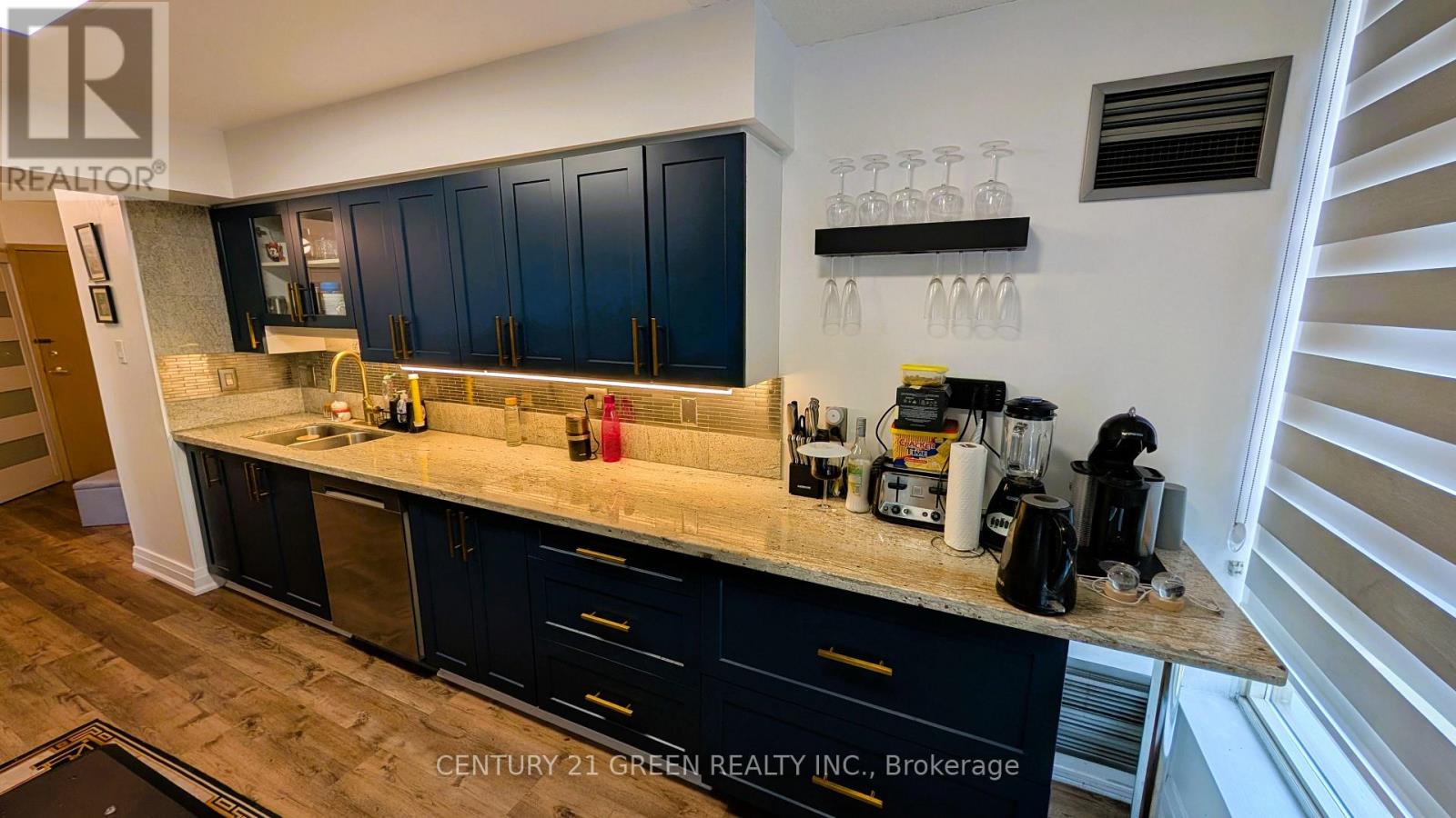 1211 - 55 Elm Drive, Mississauga, Ontario  L5B 3Z3 - Photo 8 - W13788200