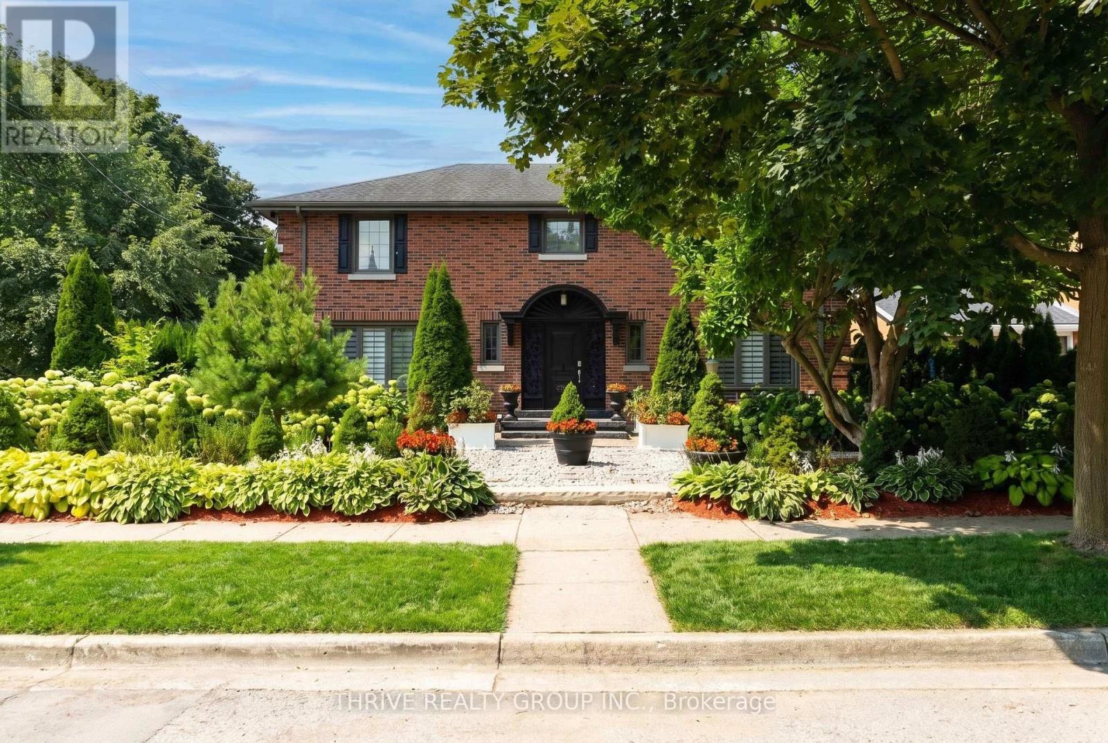 1067 LOMBARDO AVENUE, London East, Ontario