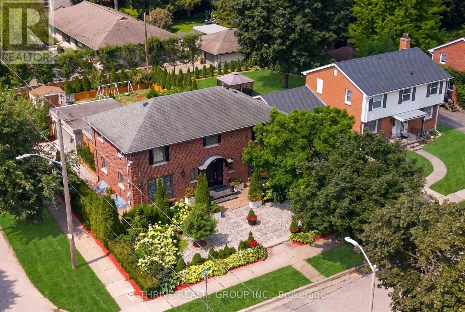 1067 Lombardo Avenue, London East, Ontario  N6A 2X9 - Photo 2 - X13788344