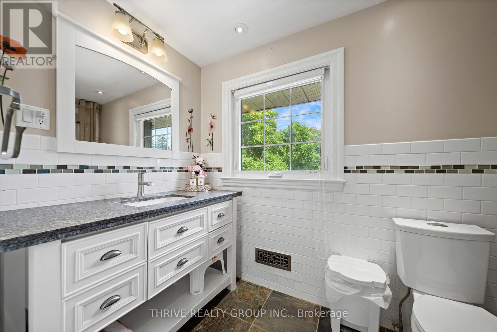 1067 Lombardo Avenue, London East, Ontario  N6A 2X9 - Photo 24 - X13788344