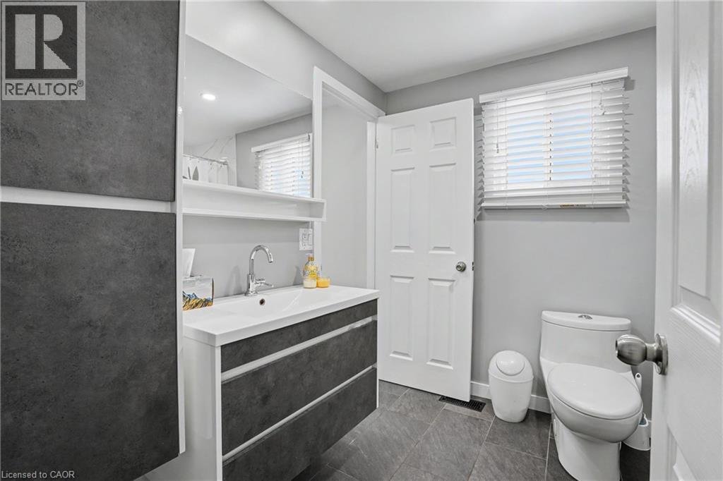 103 Glenashton Drive, Stoney Creek, Ontario  L8G 4E6 - Photo 18 - 40851460
