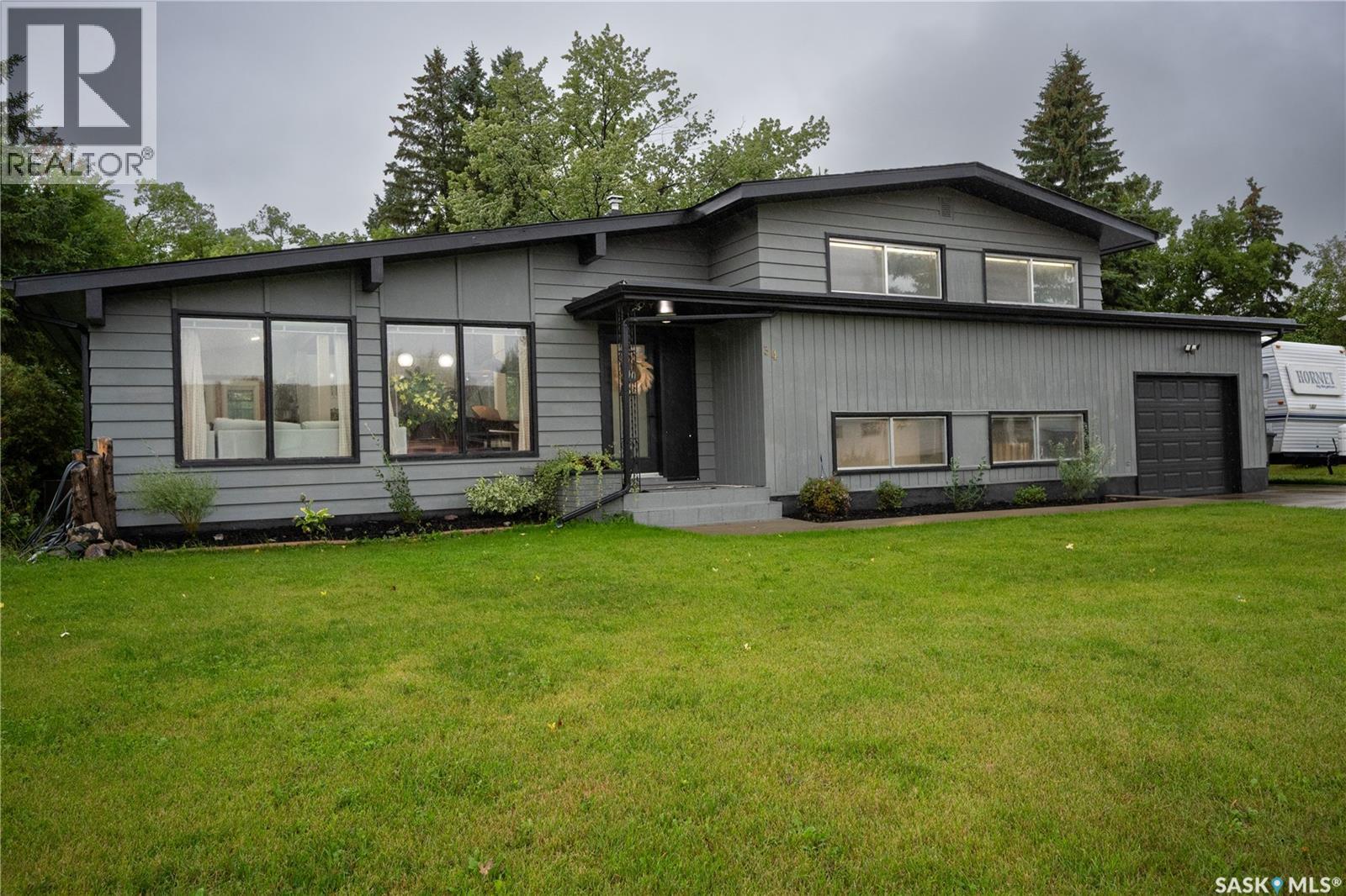 34 Driftwood Crescent, Yorkton, Saskatchewan  S3N 2P8 - Photo 2 - SK047903