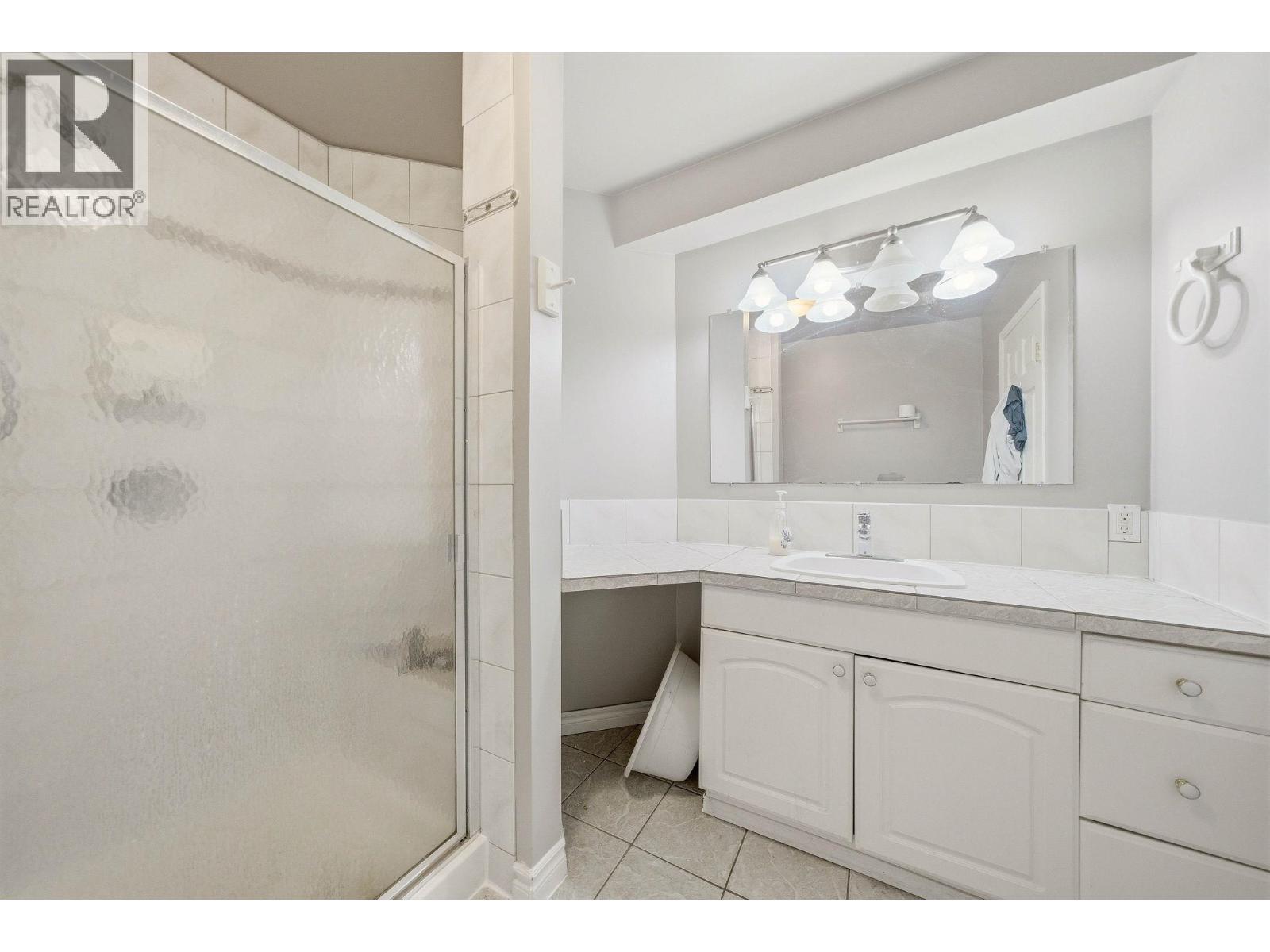 23800 Kanaka Way, Maple Ridge, British Columbia  V2W 1E5 - Photo 12 - R3131387