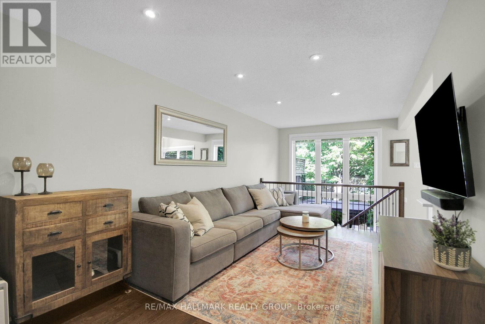 174 Talltree Crescent, Ottawa, Ontario  K2S 0B1 - Photo 4 - X13788348