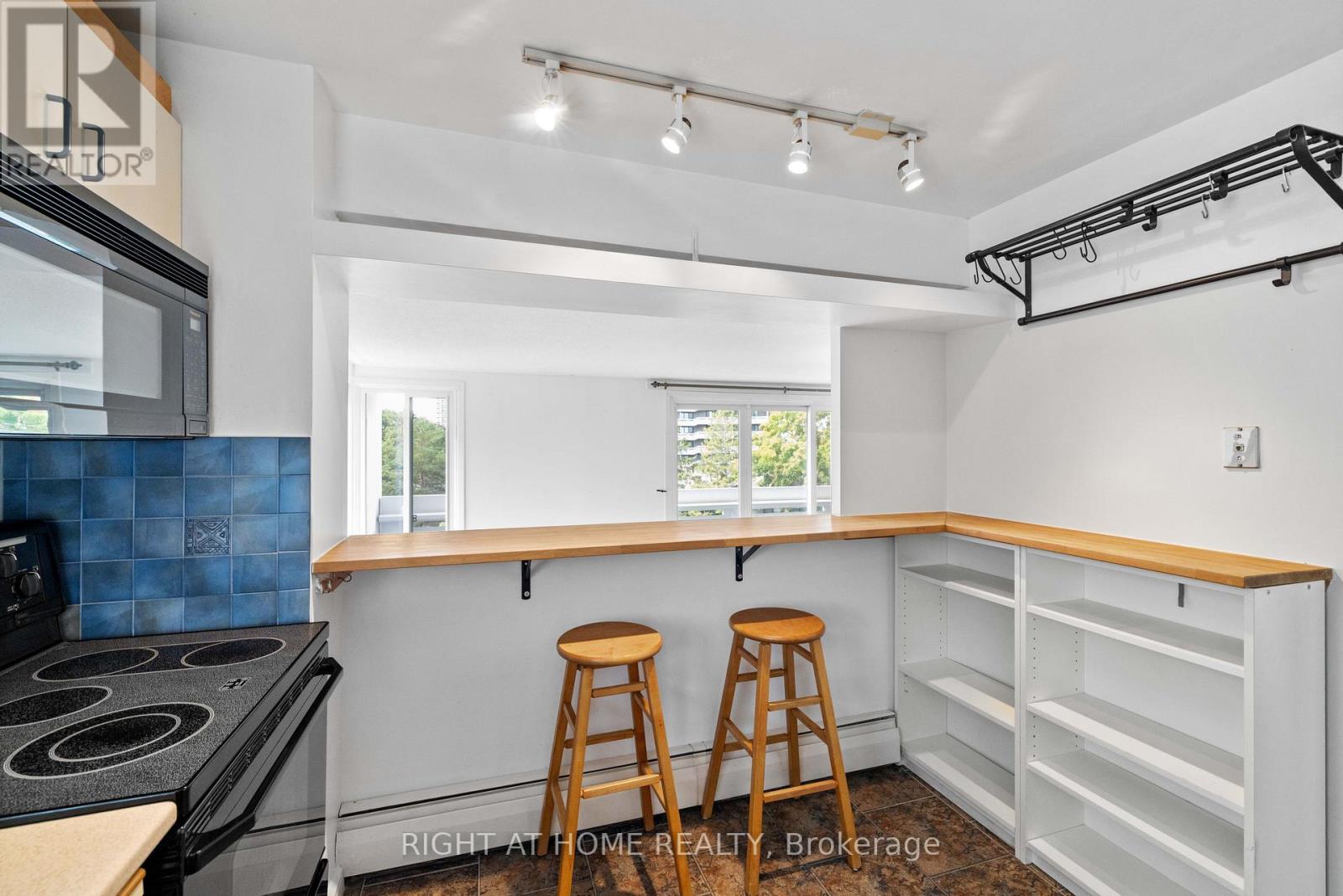 306 - 1081 Ambleside Drive, Ottawa, Ontario  K2B 8C8 - Photo 13 - X13788368