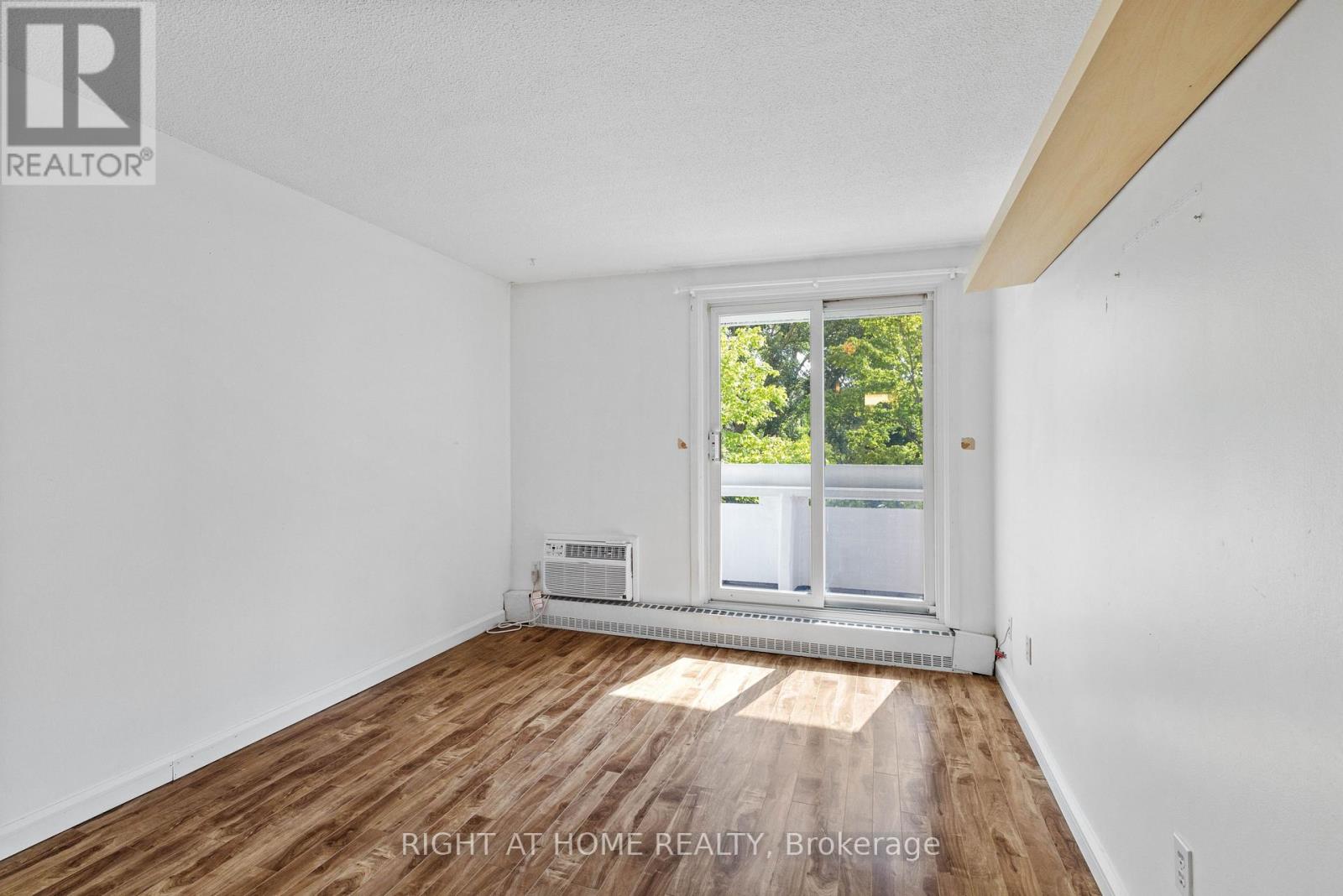 306 - 1081 Ambleside Drive, Ottawa, Ontario  K2B 8C8 - Photo 8 - X13788368