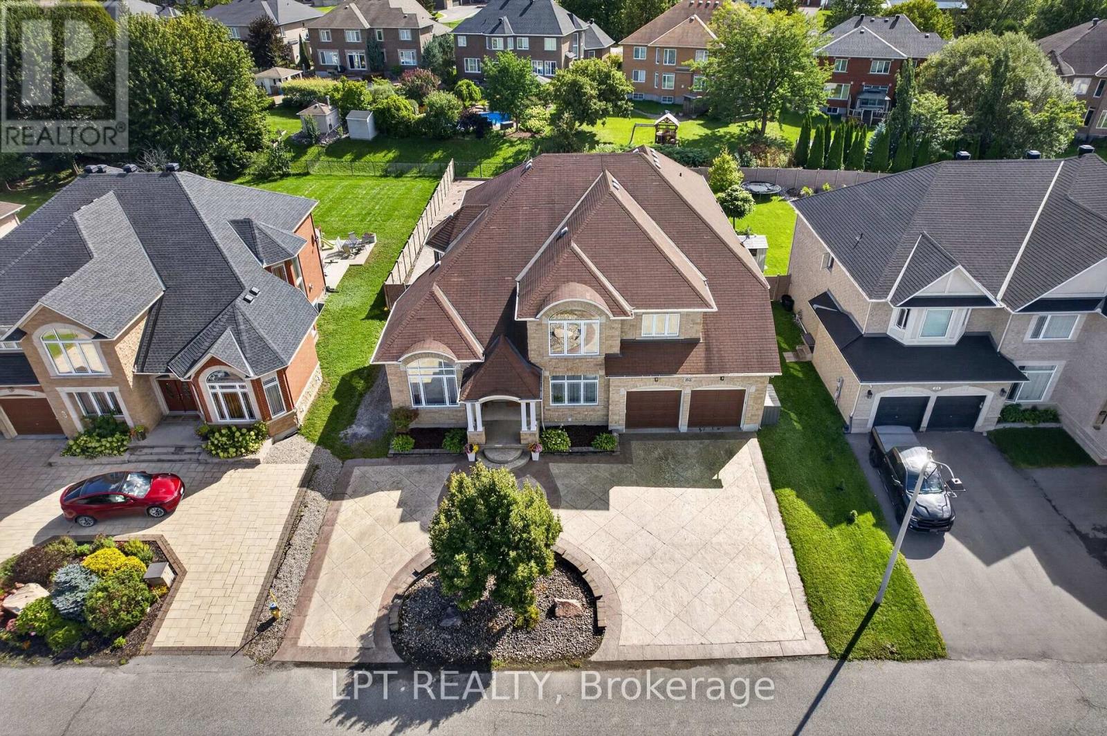 62 Tradewinds Drive, Ottawa, Ontario  K2G 6Y8 - Photo 3 - X13788382