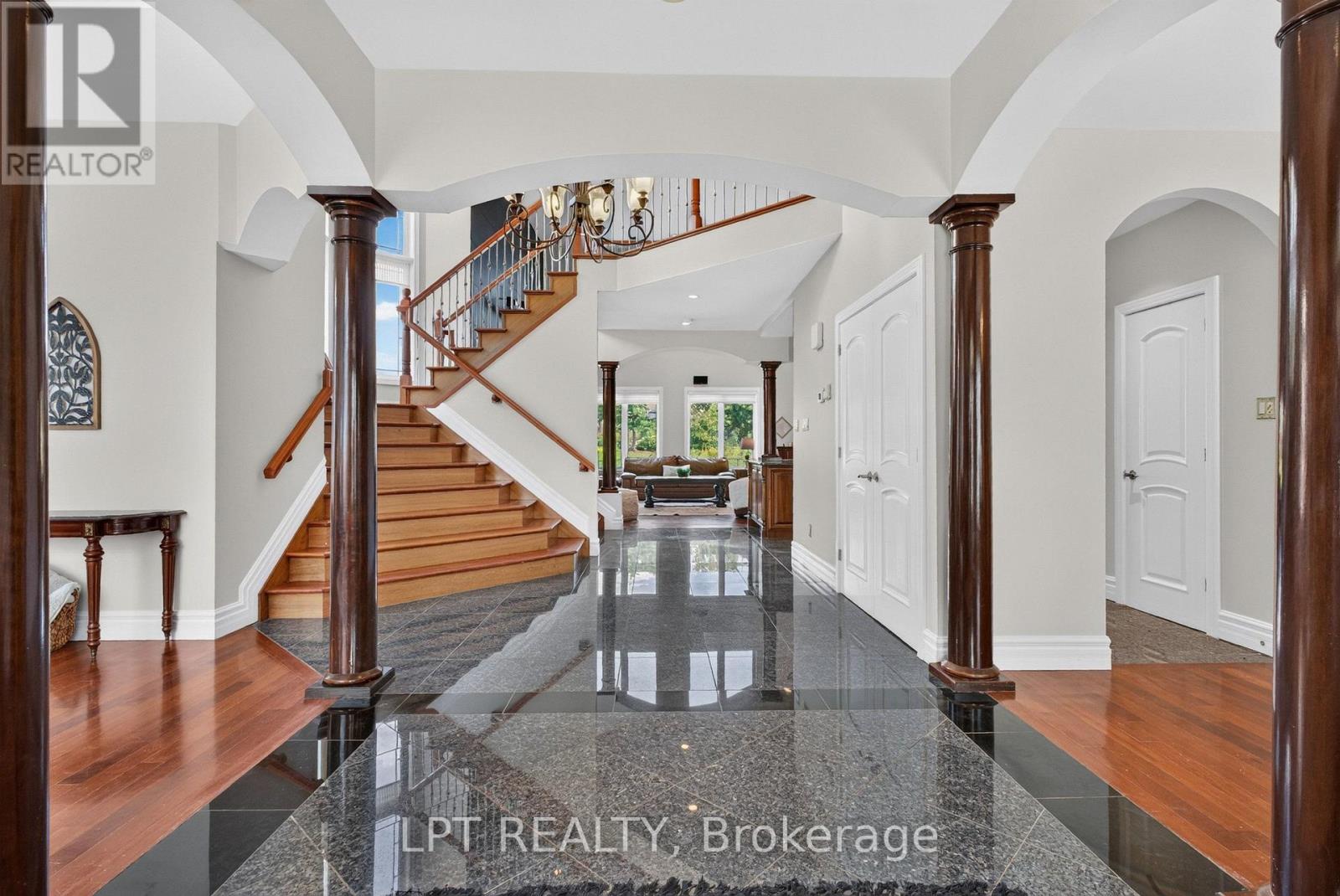 62 Tradewinds Drive, Ottawa, Ontario  K2G 6Y8 - Photo 6 - X13788382