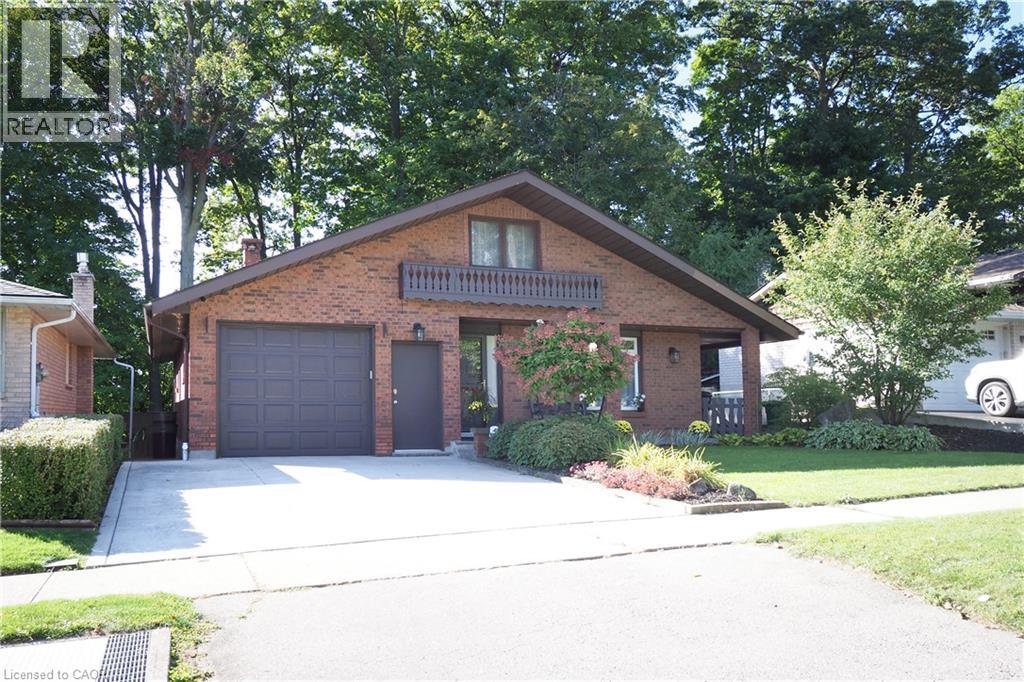 185 SOUTHWOOD Drive, Kitchener, Ontario