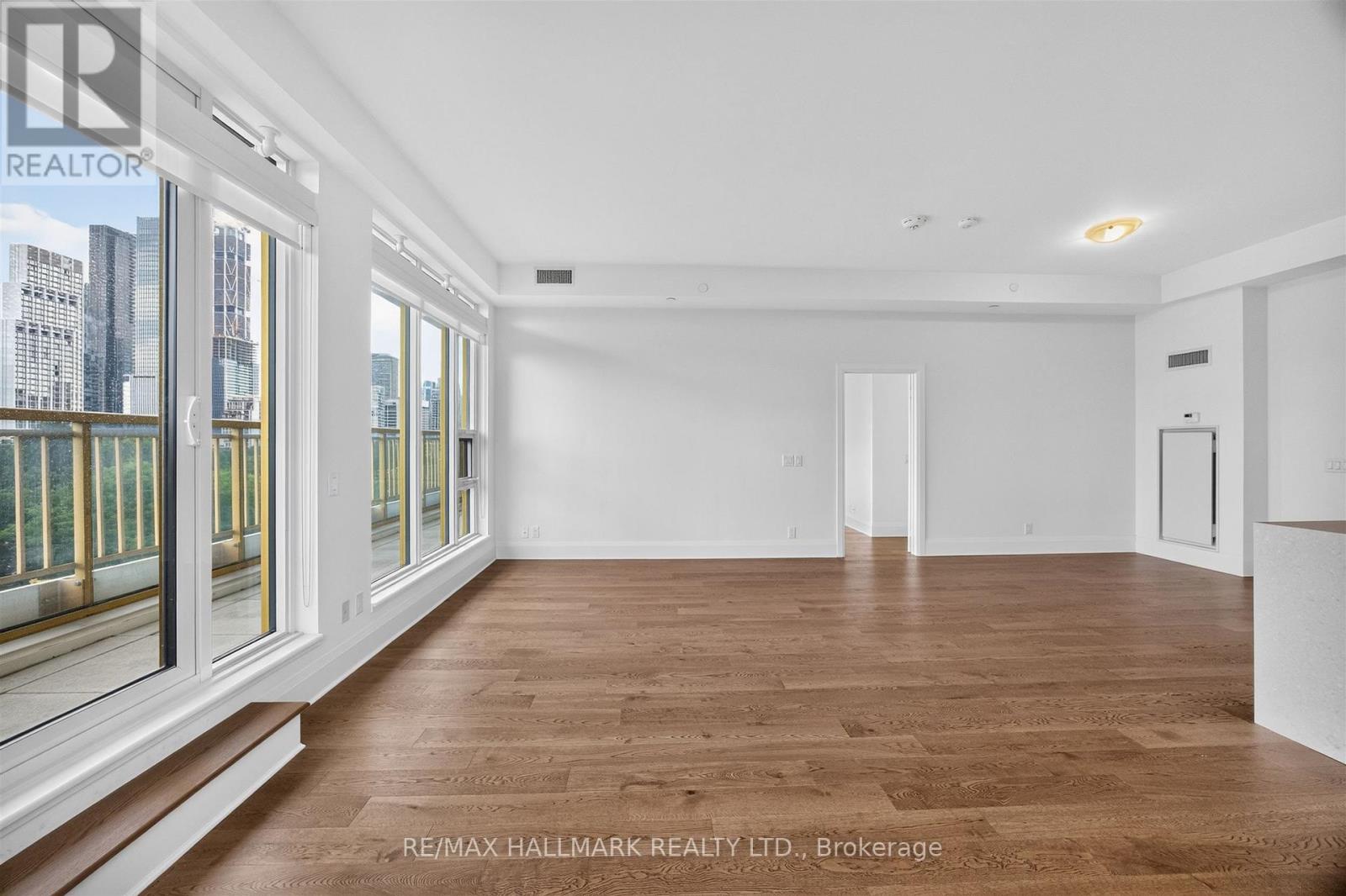 803 - 151 Avenue Road, Toronto, Ontario  M5R 0B8 - Photo 7 - C13788406