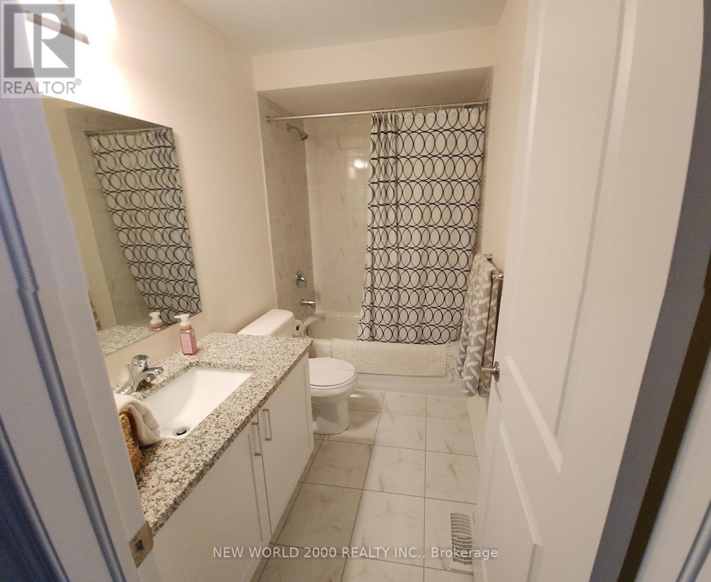 Upper - 29 Hornchurch Street, Whitby, Ontario  L1P 0J3 - Photo 13 - E13788380