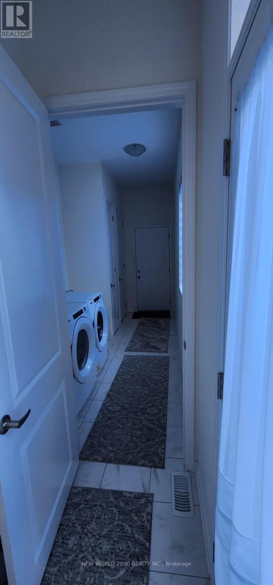 Upper - 29 Hornchurch Street, Whitby, Ontario  L1P 0J3 - Photo 14 - E13788380