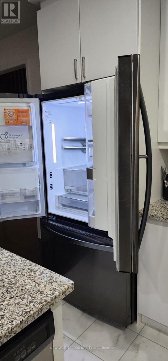 Upper - 29 Hornchurch Street, Whitby, Ontario  L1P 0J3 - Photo 3 - E13788380