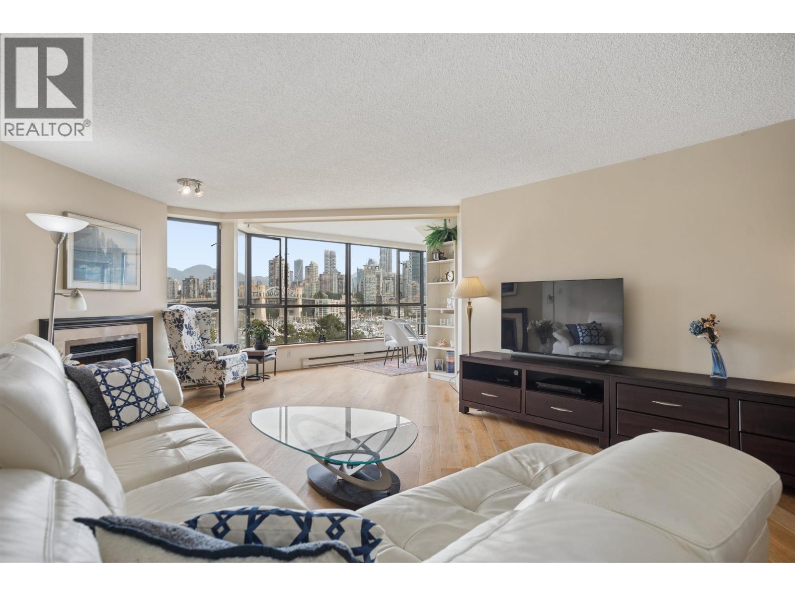 602 1490 Pennyfarthing Drive, Vancouver, British Columbia  V6J 4Z3 - Photo 2 - R3165830