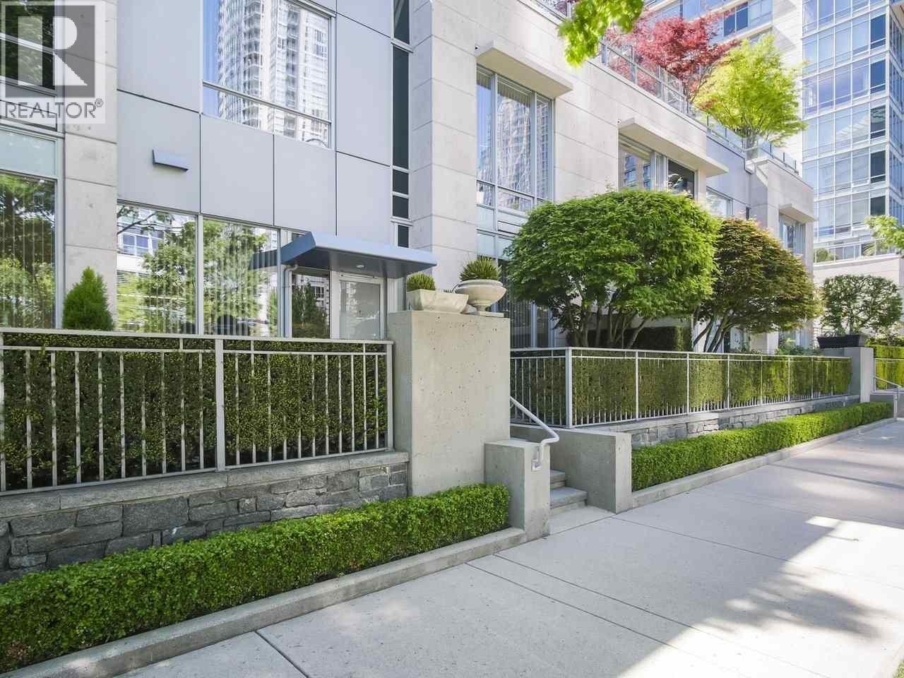 410 Beach Crescent, Vancouver, British Columbia  V6Z 3E9 - Photo 3 - R3165854