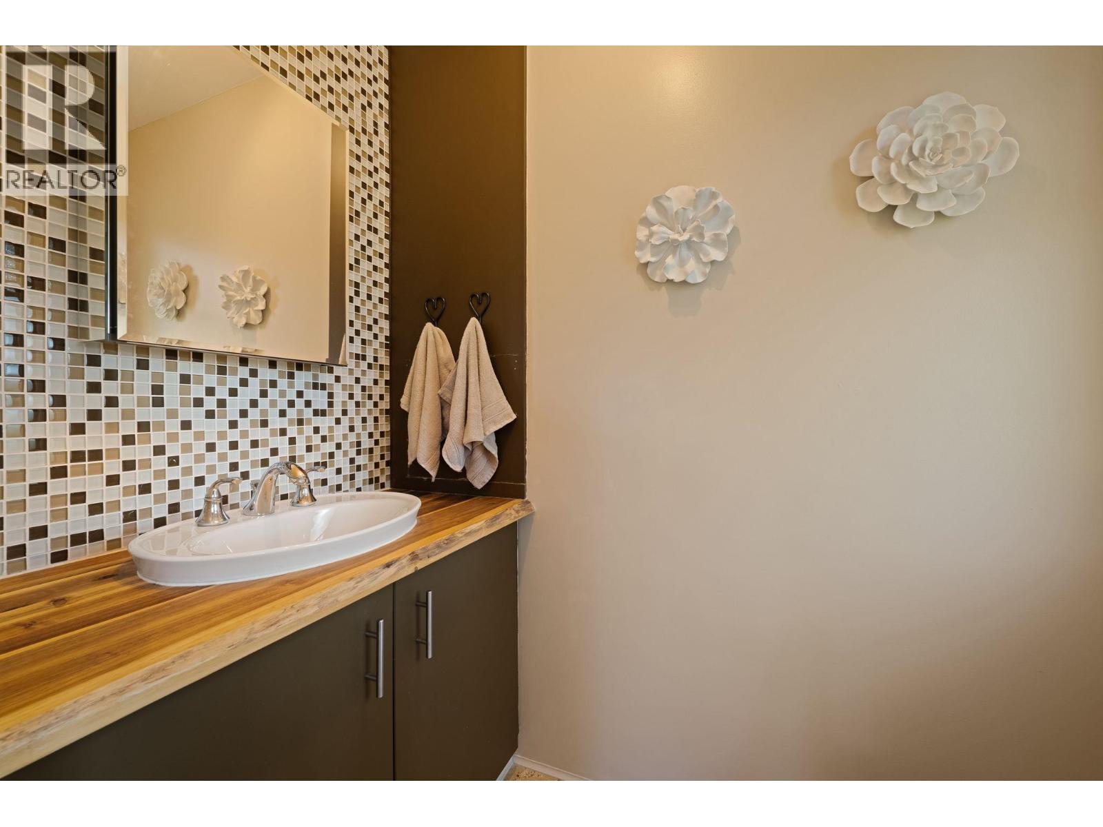 2344 Hyannis Drive, North Vancouver, British Columbia  V7H 2E6 - Photo 24 - R3165846