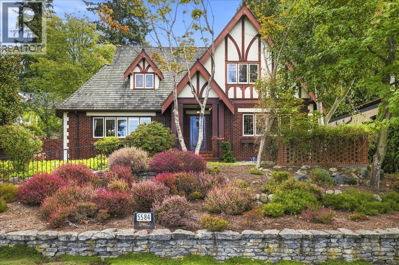 5584 MAPLE STREET, vancouver, British Columbia