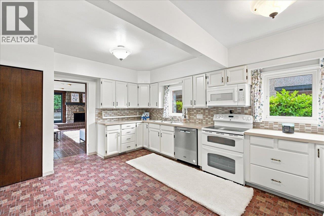 5584 Maple Street, Vancouver, British Columbia  V6M 3T7 - Photo 10 - R3165881