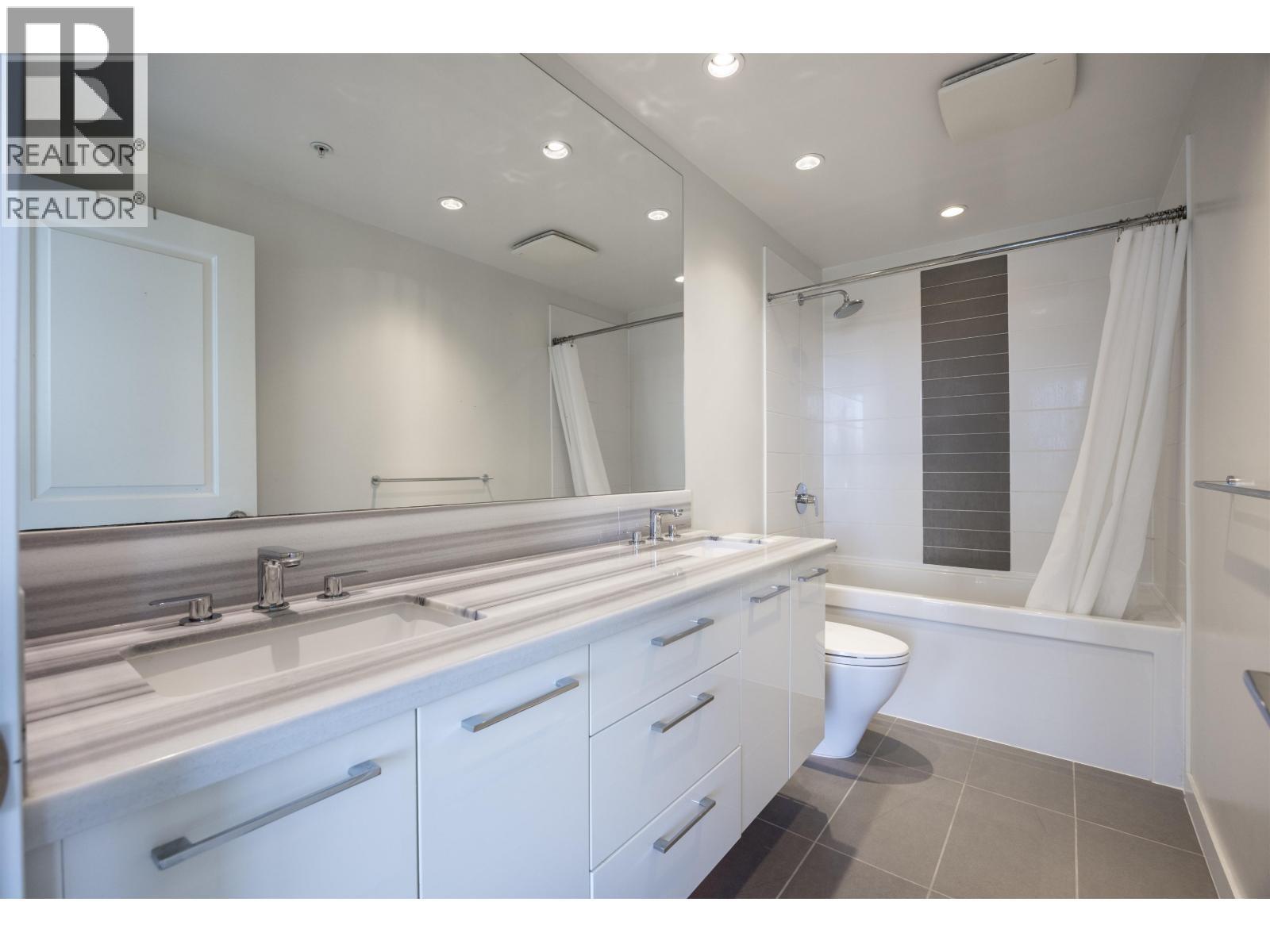 1803 4880 Bennett Street, Burnaby, British Columbia  V5H 0C1 - Photo 3 - R3165859