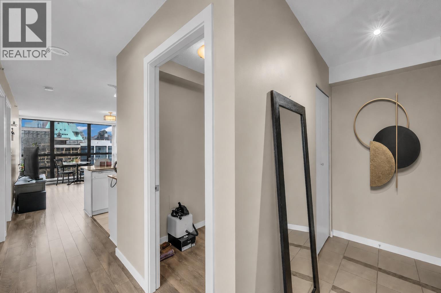 23XX 938 SMITHE STREET, vancouver, British Columbia