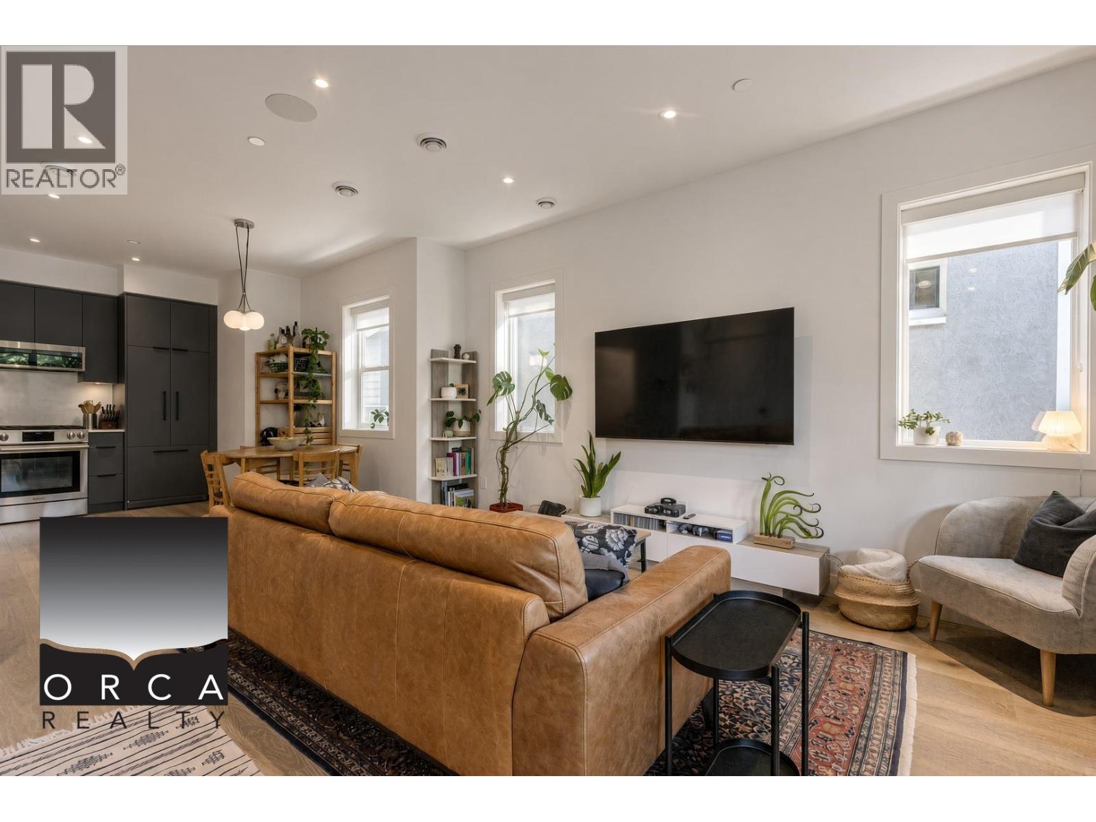 1784 Charles Street, Vancouver, British Columbia  V5L 2T5 - Photo 5 - R3165874