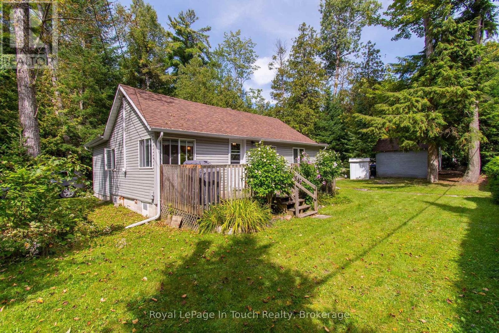 10 Pilon Road, Tiny, Ontario  L0L 2J0 - Photo 3 - S13788356
