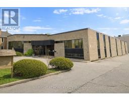 B - REAR - 71 JUDSON STREET, Toronto, Ontario