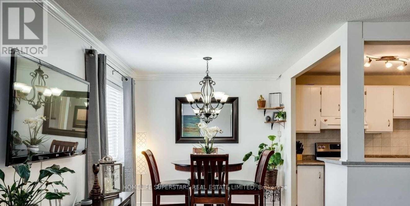 165 - 1066 Falgarwood Drive, Oakville, Ontario  L6H 2P3 - Photo 4 - W13788374