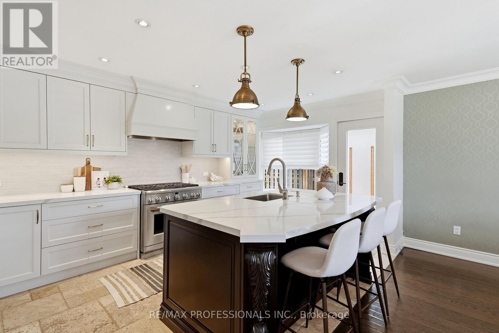 61 Abilene Drive, Toronto, Ontario  M9A 2N1 - Photo 13 - W13788402