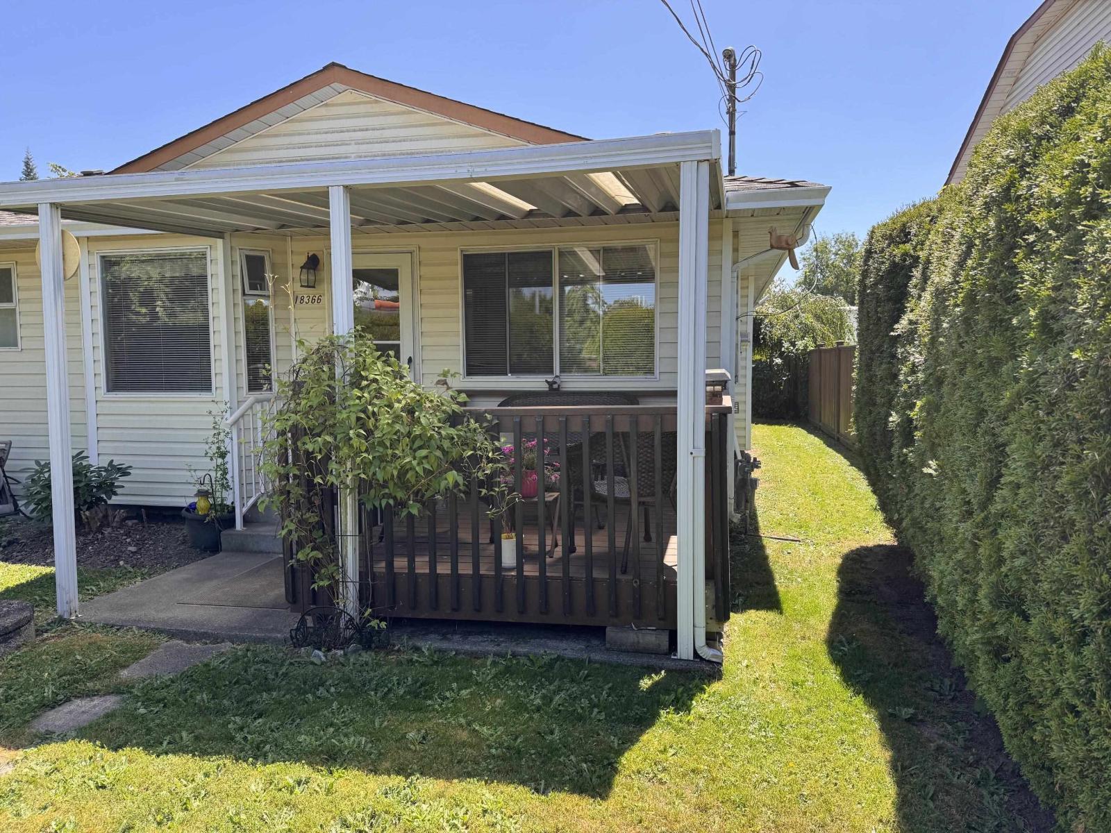 18366 64 Avenue, Surrey, British Columbia  V3S 8A7 - Photo 3 - R3165677