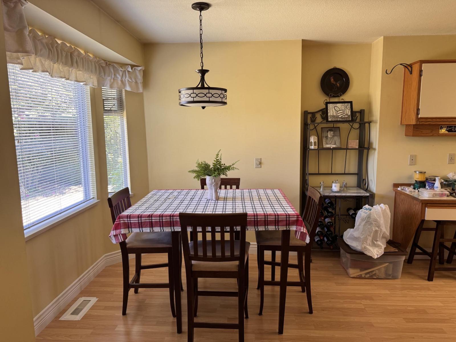 18366 64 Avenue, Surrey, British Columbia  V3S 8A7 - Photo 9 - R3165677