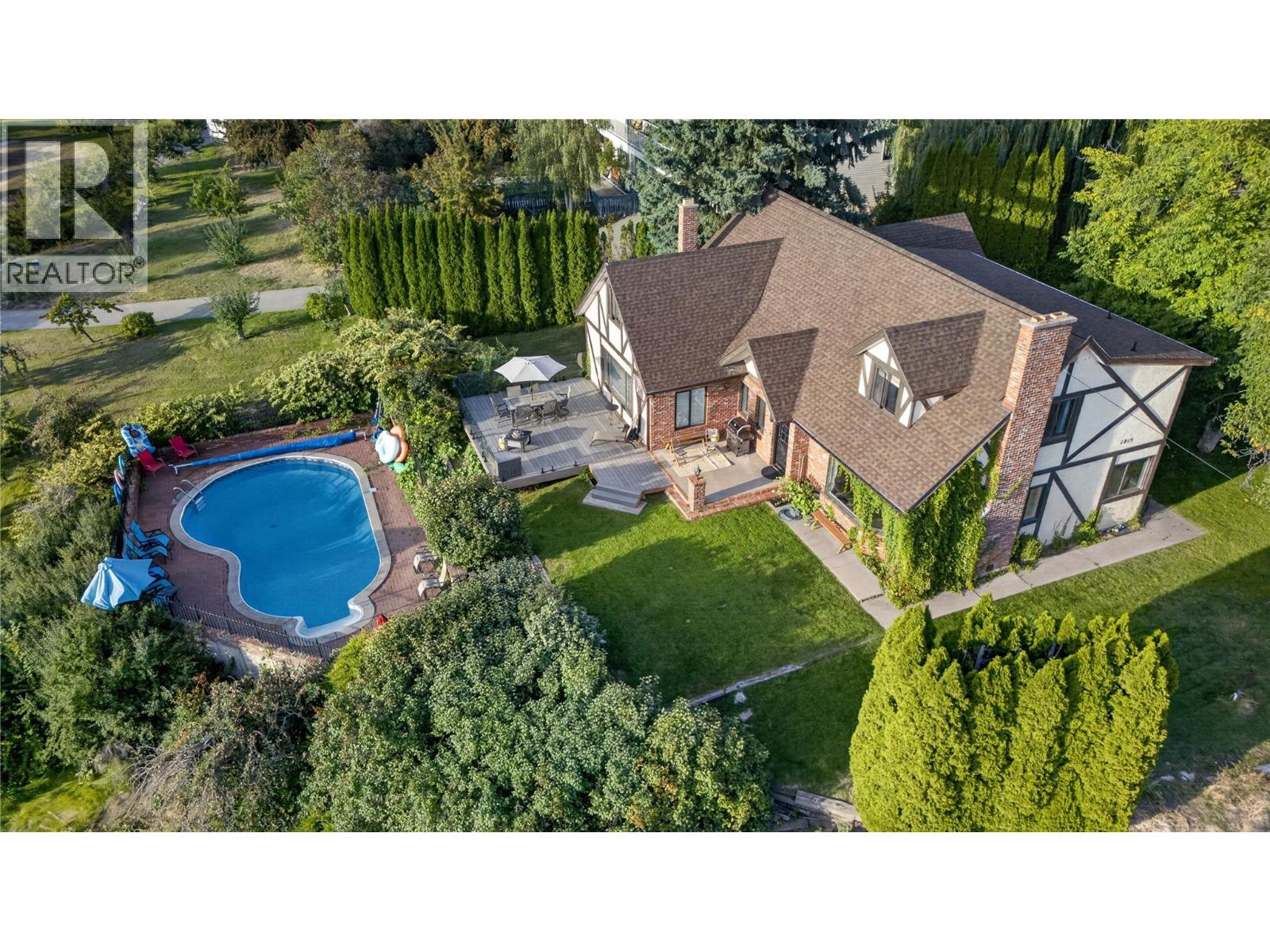 1215 Arawana Road, Naramata, British Columbia