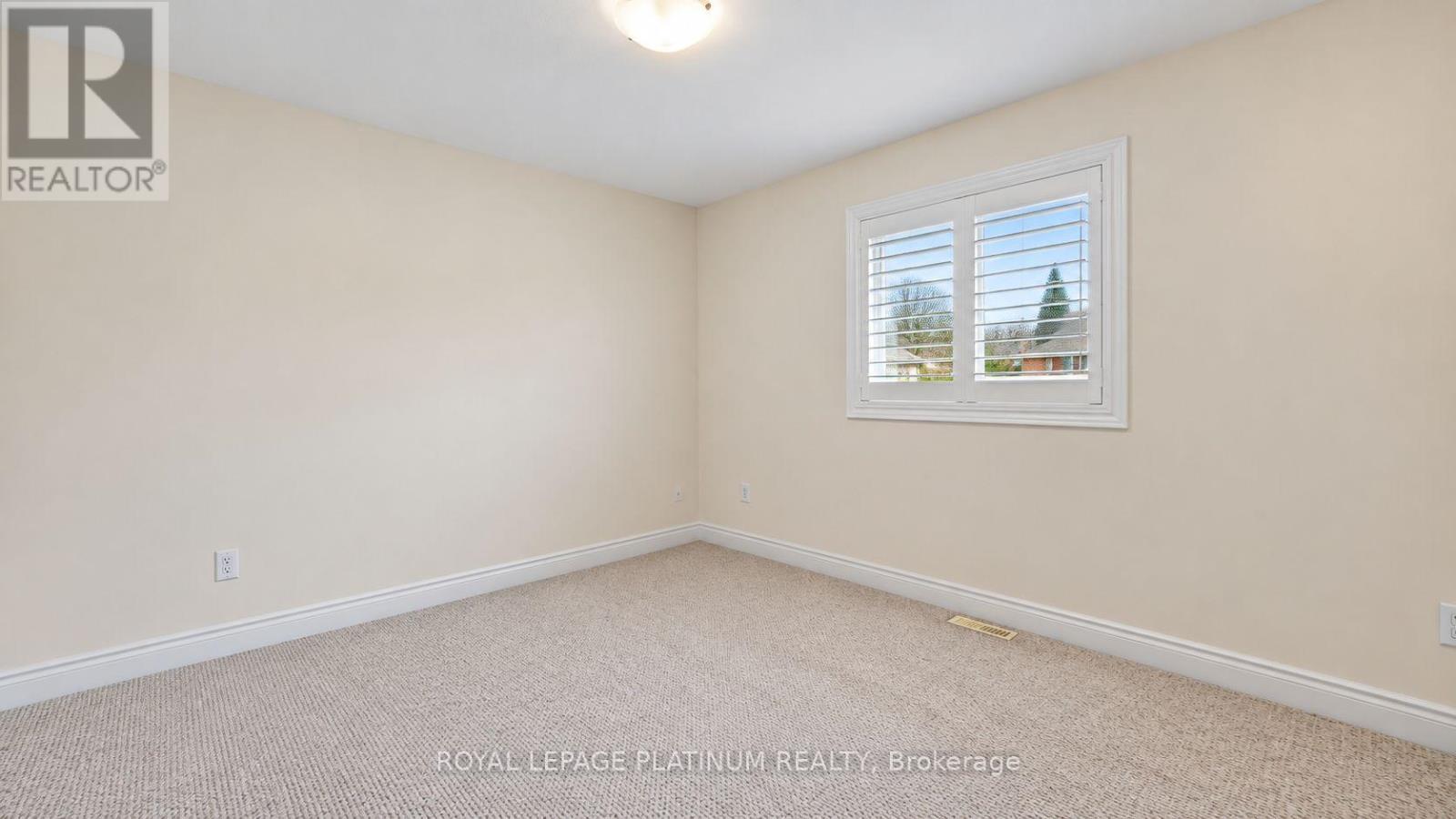 146 Sandringham Drive, Barrie, Ontario  L4M 0C9 - Photo 19 - S13785308