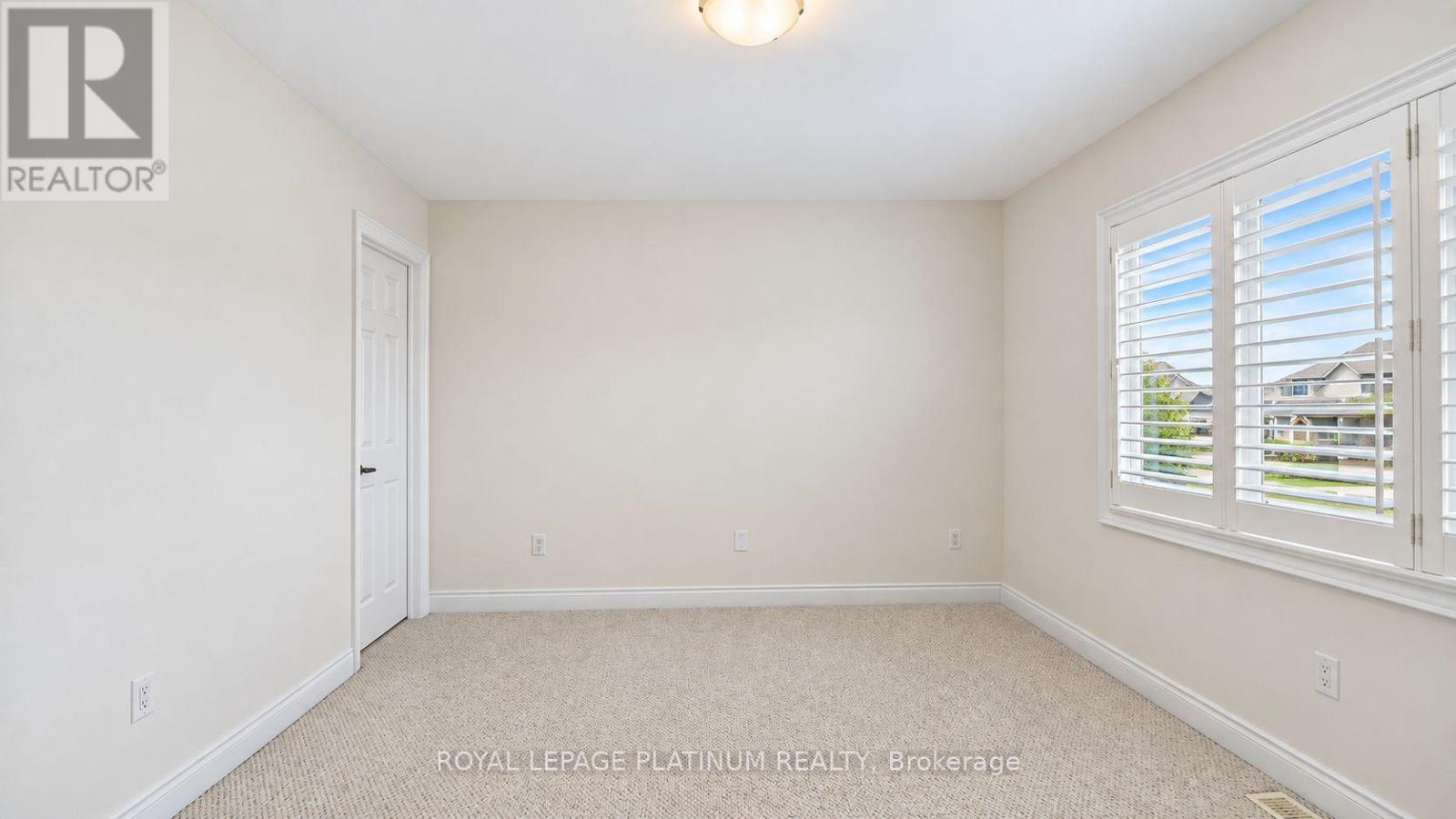 146 Sandringham Drive, Barrie, Ontario  L4M 0C9 - Photo 12 - S13785308