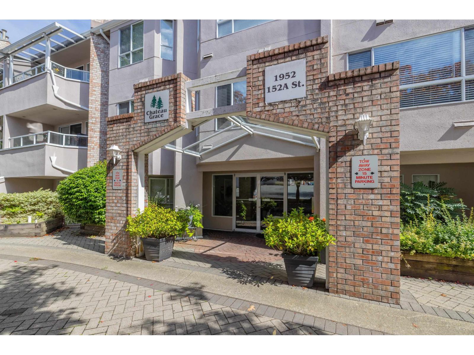 104 1952 152A STREET, surrey, British Columbia