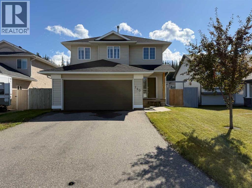 140 Mackay Crescent, Hinton, Alberta  T7V 1H1 - Photo 1 - A2345515