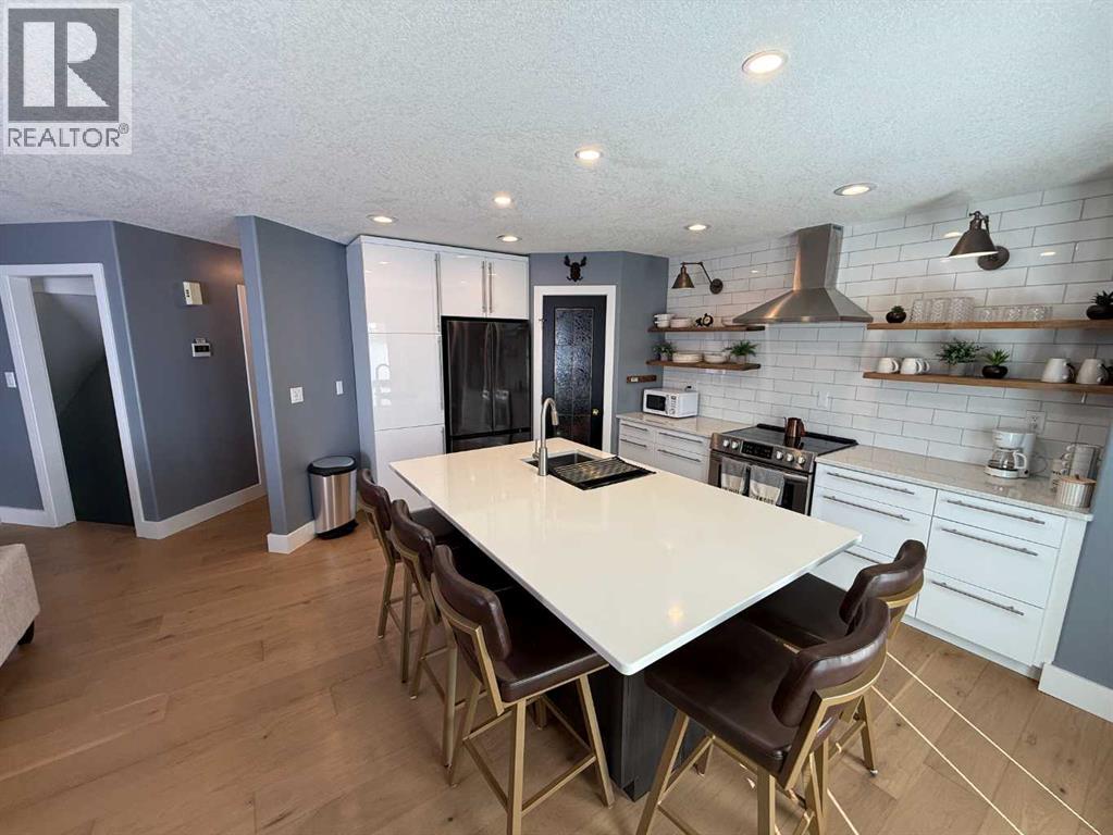 140 Mackay Crescent, Hinton, Alberta  T7V 1H1 - Photo 8 - A2345515
