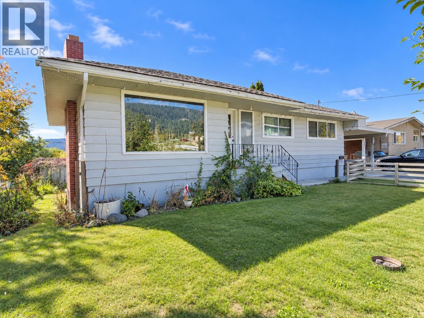 339 N Ninth Avenue, Williams Lake, British Columbia  V2G 2K3 - Photo 1 - R3165753