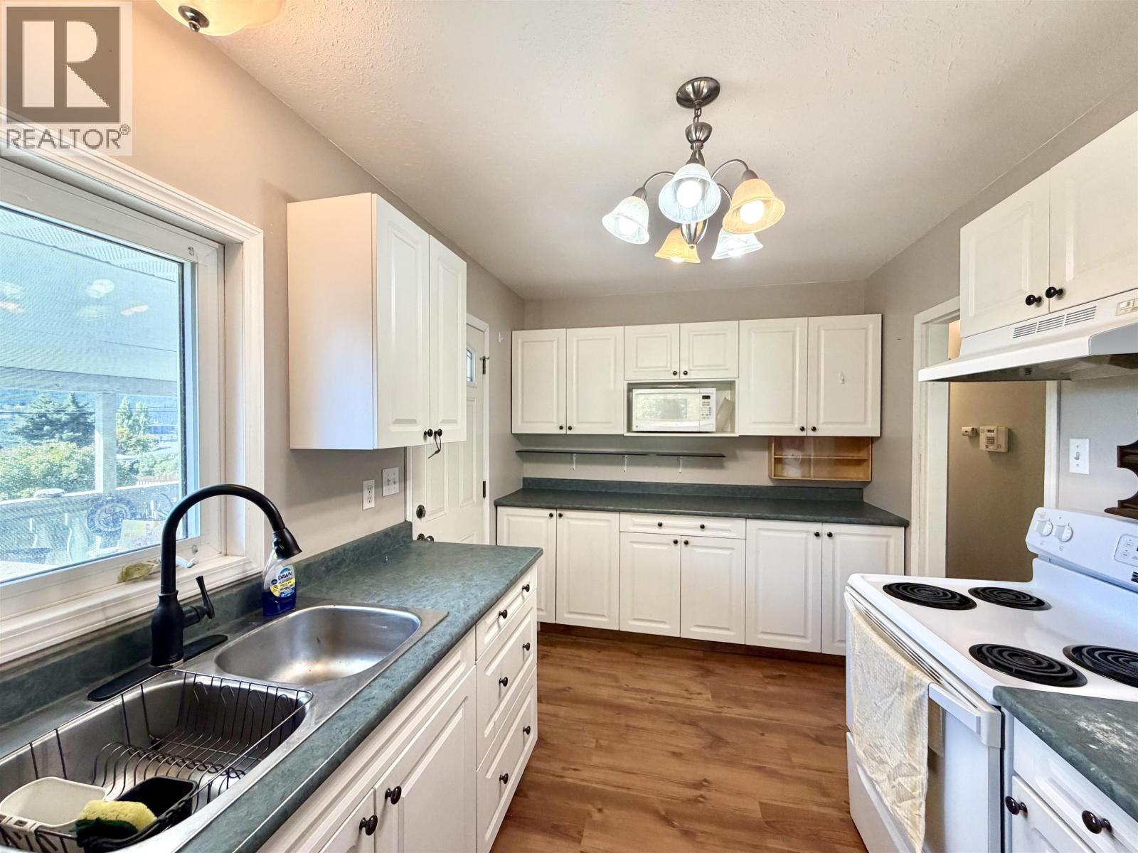 339 N Ninth Avenue, Williams Lake, British Columbia  V2G 2K3 - Photo 12 - R3165753
