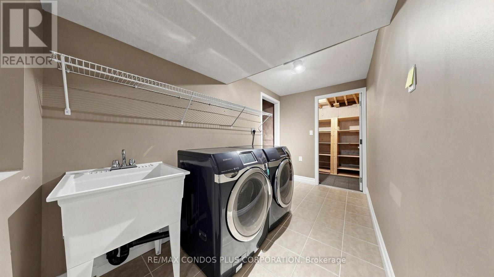 859 Brandenburg Boulevard, Waterloo, Ontario  N2T 2X6 - Photo 38 - X13788048
