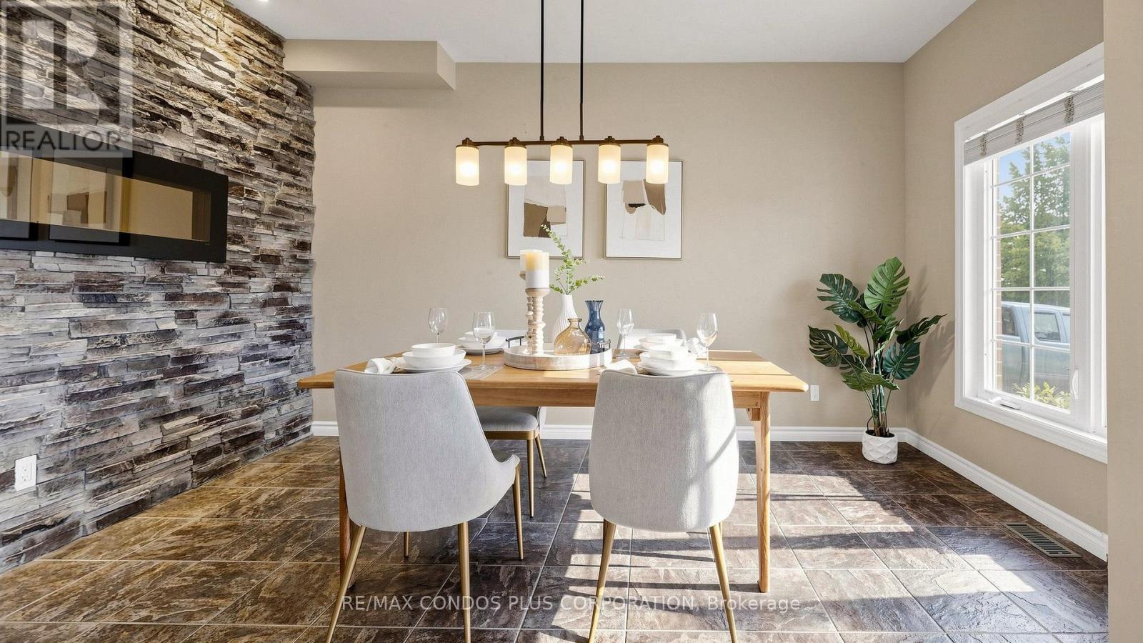 859 Brandenburg Boulevard, Waterloo, Ontario  N2T 2X6 - Photo 11 - X13788048