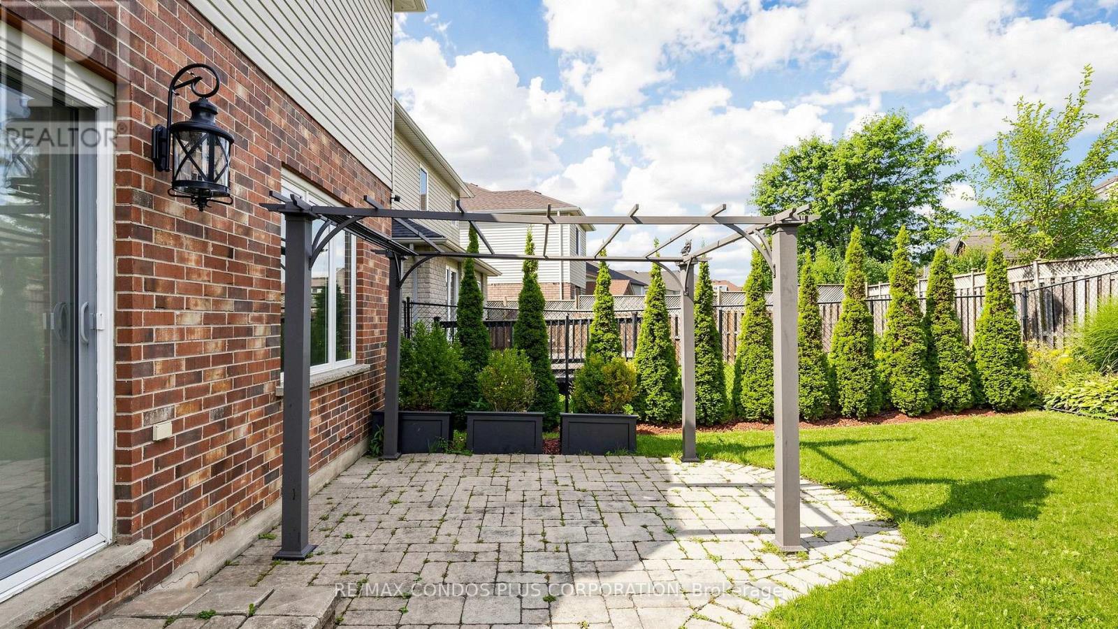 859 Brandenburg Boulevard, Waterloo, Ontario  N2T 2X6 - Photo 43 - X13788048