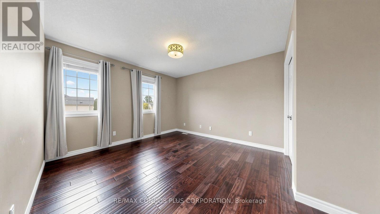 859 Brandenburg Boulevard, Waterloo, Ontario  N2T 2X6 - Photo 32 - X13788048