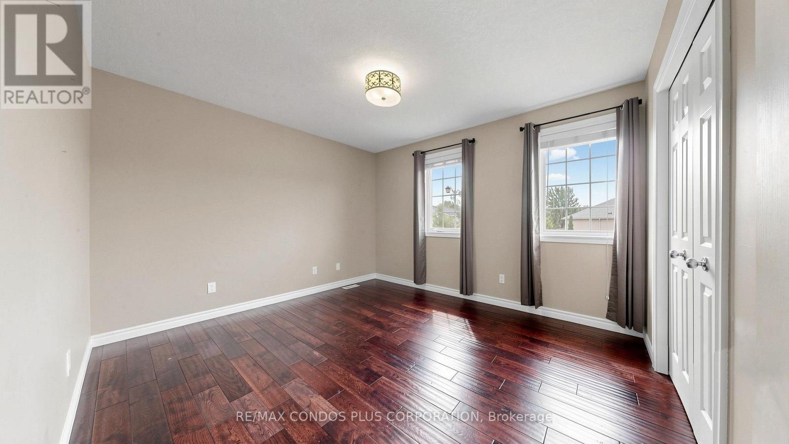 859 Brandenburg Boulevard, Waterloo, Ontario  N2T 2X6 - Photo 33 - X13788048