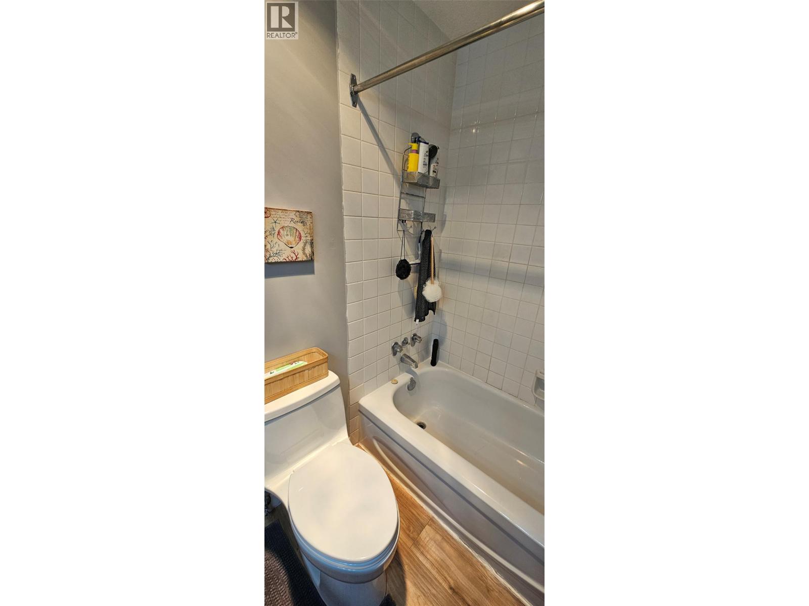 1335 Alpine Drive Unit# 301a, Elkford, British Columbia  V0B 1H0 - Photo 18 - 10399505